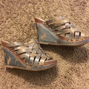 Bed Stu Wedges